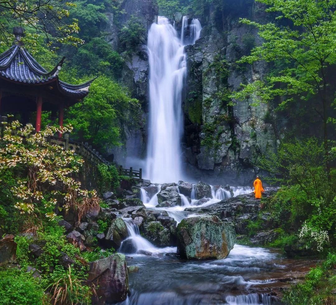 大群最新，時代潮流引領者，未來趨勢塑造者